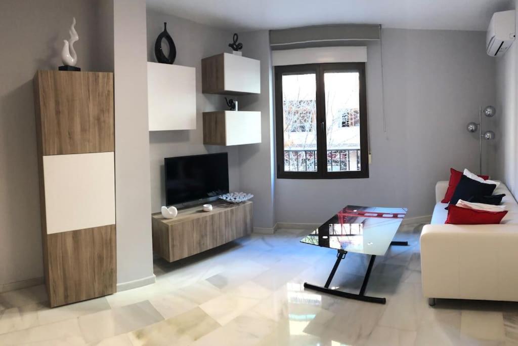 Apartamento Junto A Catedral Apartment กรานาดา ภายนอก รูปภาพ