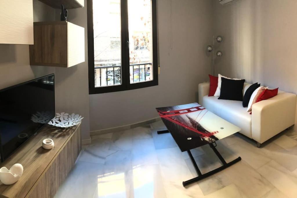 Apartamento Junto A Catedral Apartment กรานาดา ภายนอก รูปภาพ